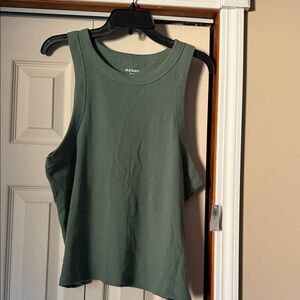 Old Navy Women's Olive Tank Top